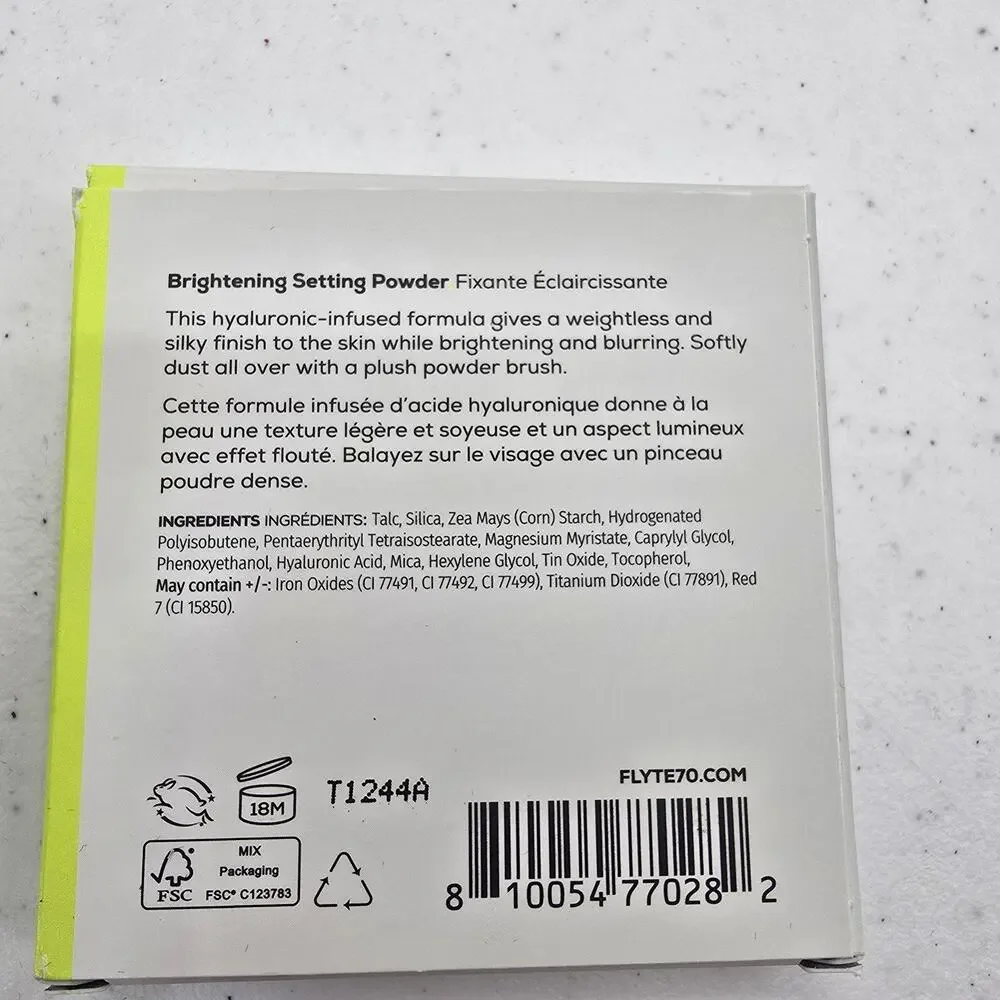 Flyte 70 Final Act Lucid Finishing Powder Light